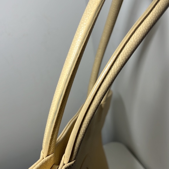 Chanel Caviar Tote w/ COA - Picture 6 of 17